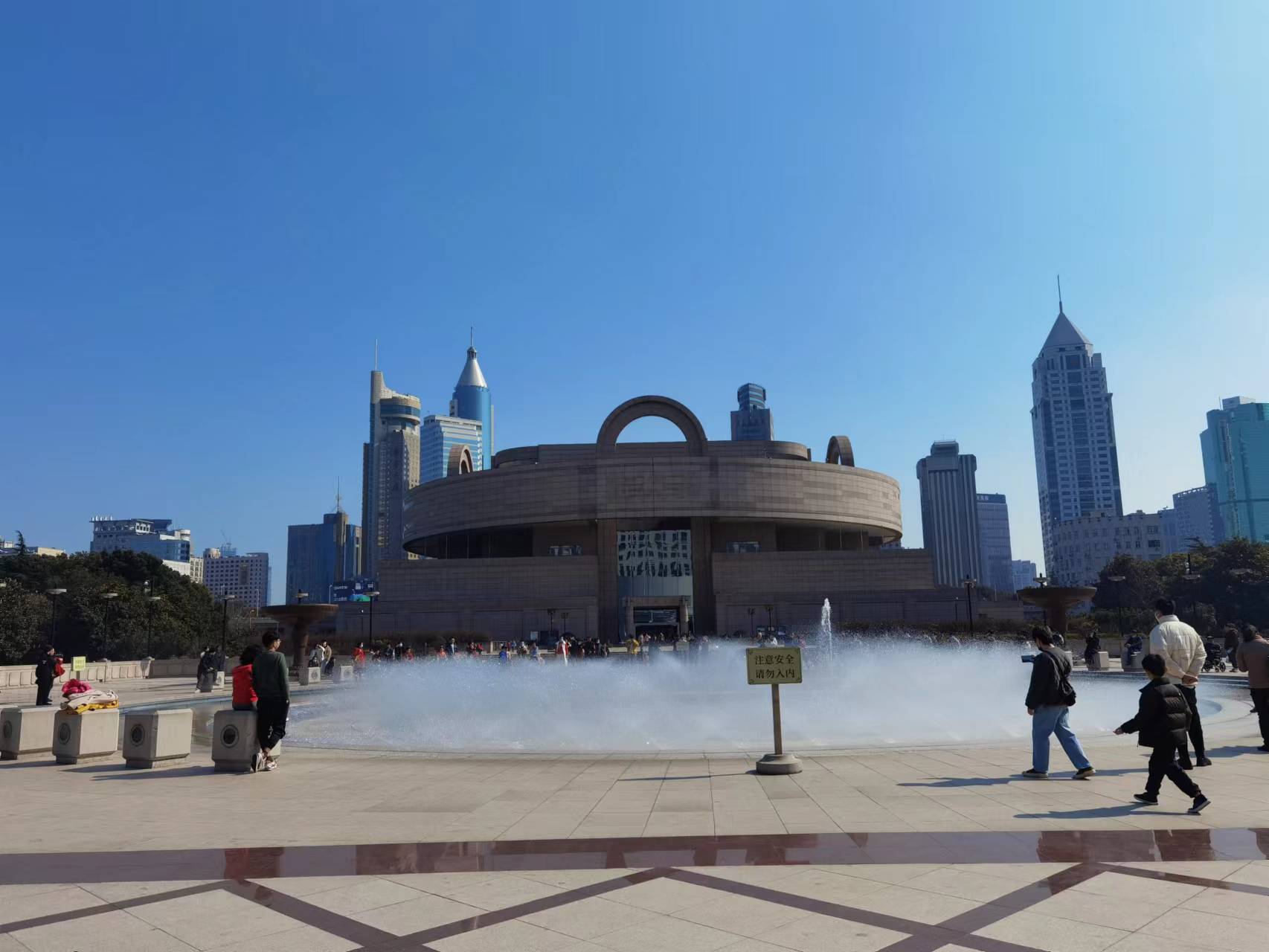 在美国注册一个商标要多少钱